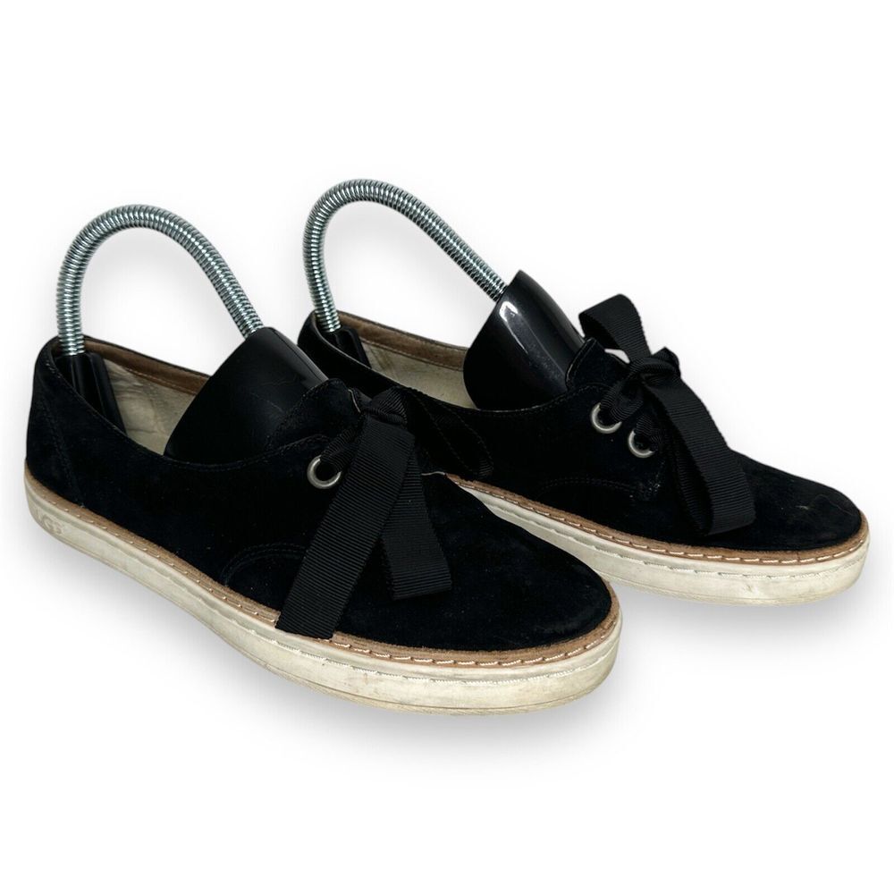 UGG Shoes Women's 5.5 Slip On Lace Up Ribbon Laces Flats Casual Suede Black
